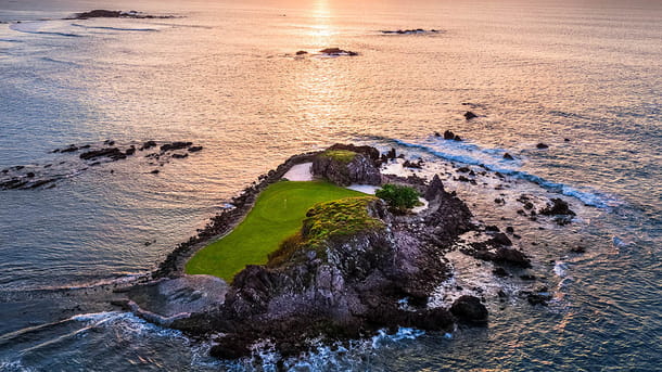 Tail of the Whale natural island green golf hole at Jack Nicklaus Pacifico Course