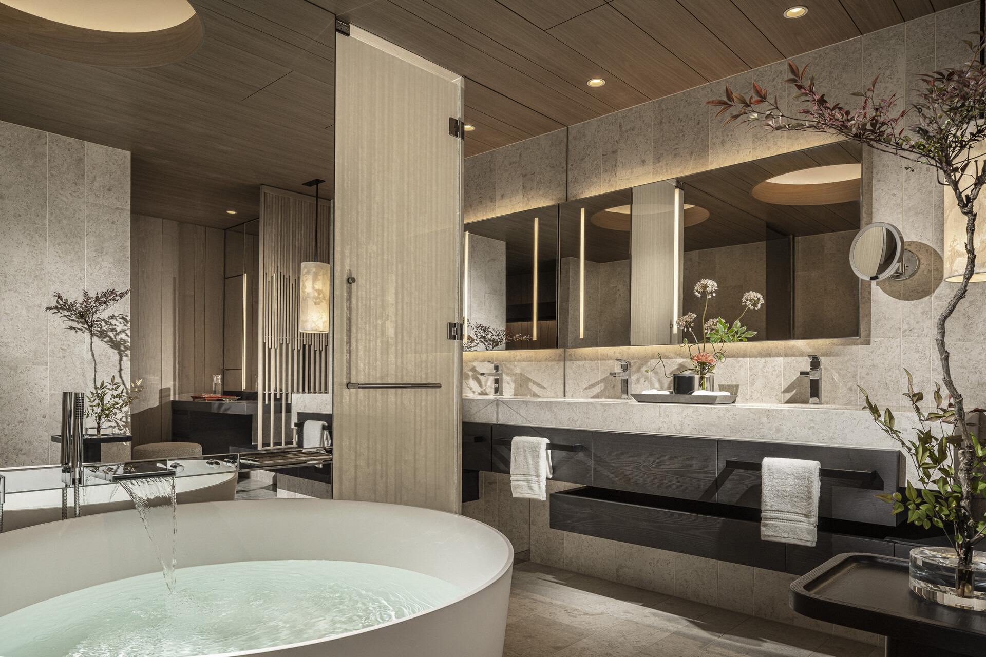 The tub in the Dojima Suite at Four Seasons Osaka